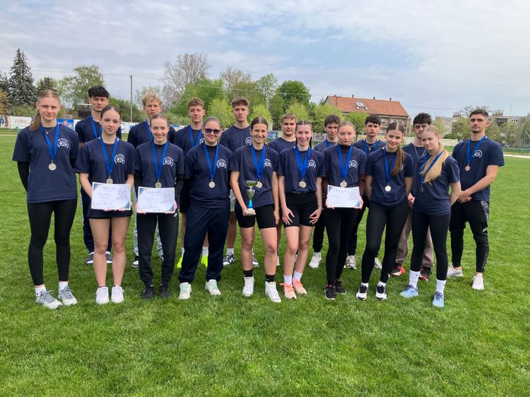 Közgés diákok az V. Polner Kupán