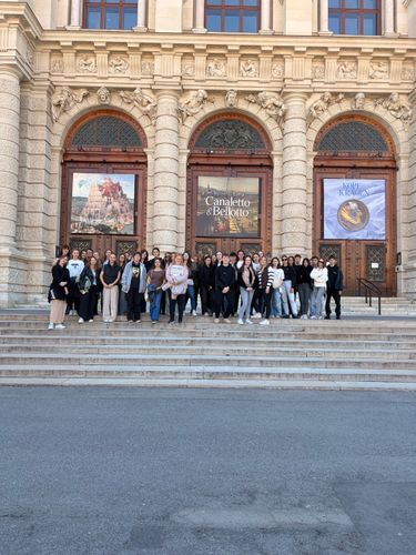 Bécsbe látogattak a Közgések