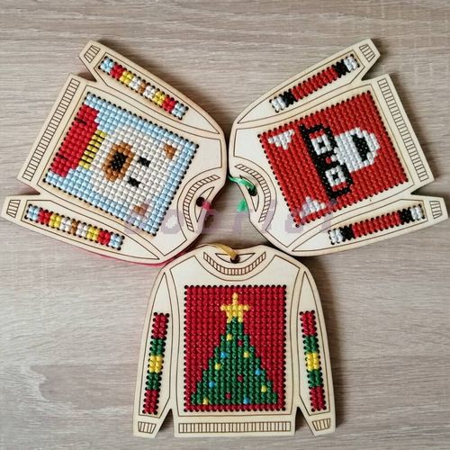 Csúnya pulcsis nap a Közgében